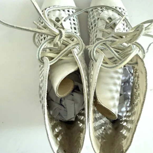 Women's Cat's Paw Boots White leather mesh high top sneakers size 8B for a narro - Picture 7 of 9